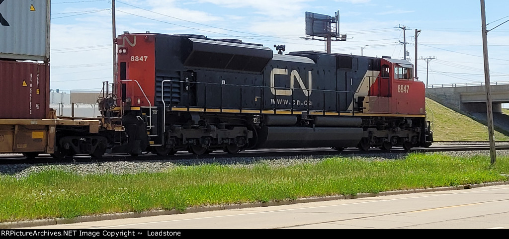 CN 8847